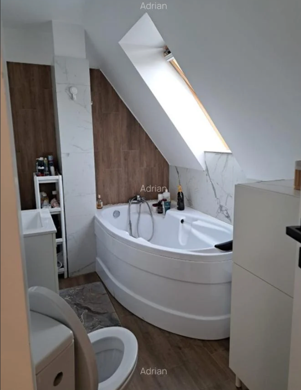 Ap. 3 camere • Florești