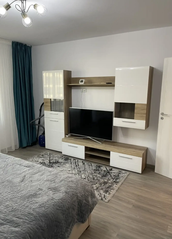 Ap. 1 cameră • Iași