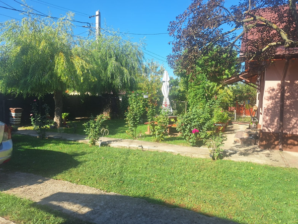 Casă/Vilă 3 camere • Lipănești