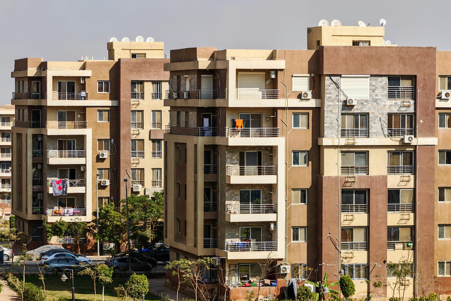 Chirie în bloc nou vs bloc vechi: ce alegi ca să nu ai surprize