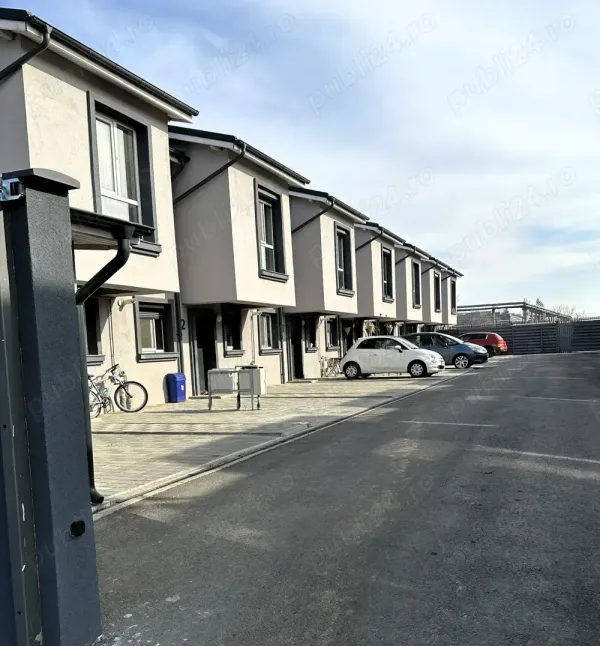 Teren • București