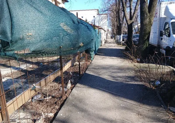 Teren • București