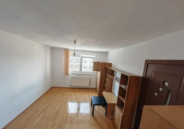 Ap. 1 cameră • Brașov