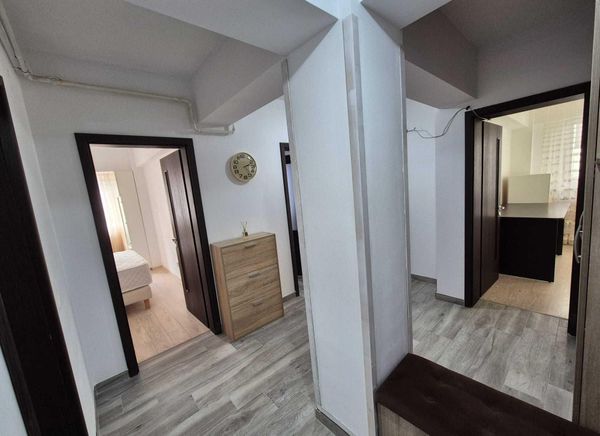 Ap. 3 camere • Miroslava