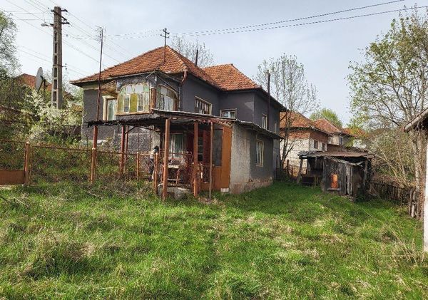 Casă/Vilă 4 camere • Toplița Mureșului