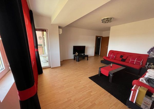 Ap. 2 camere • Voluntari