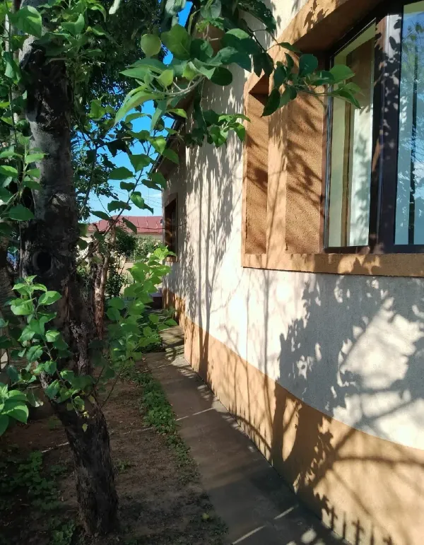 Casă/Vilă 3 camere • Garoafa